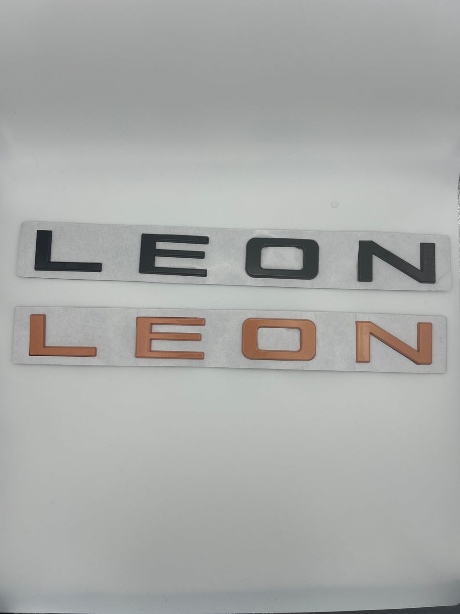SEAT Leon Emblem- Gloss Black