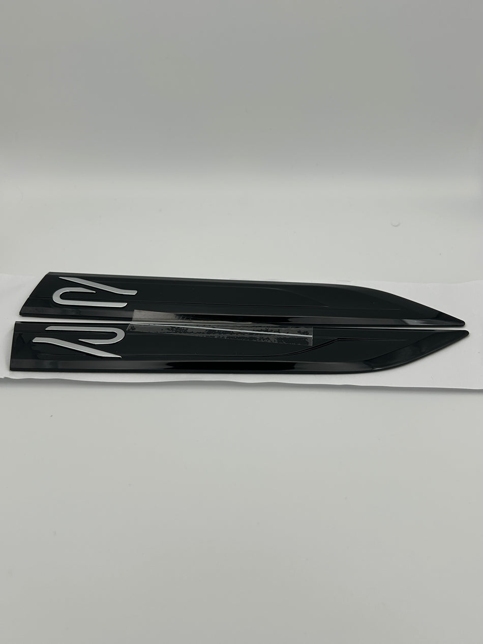 VW Fender Emblem- Silver