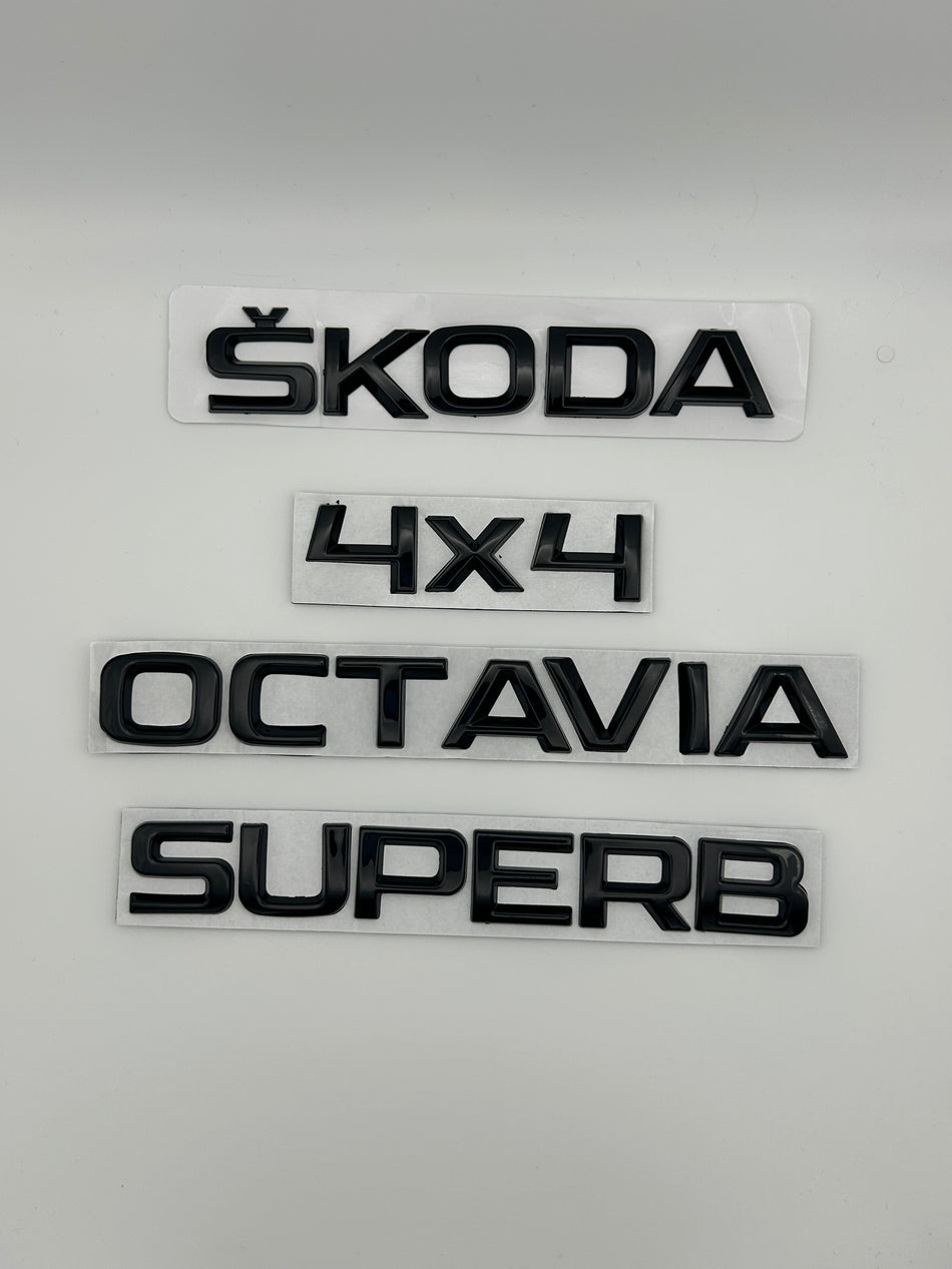 Skoda 4x4 Emblem- Gloss Black