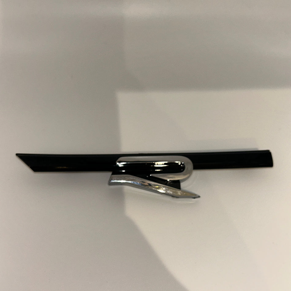 VW R Front Grill Emblem- Black